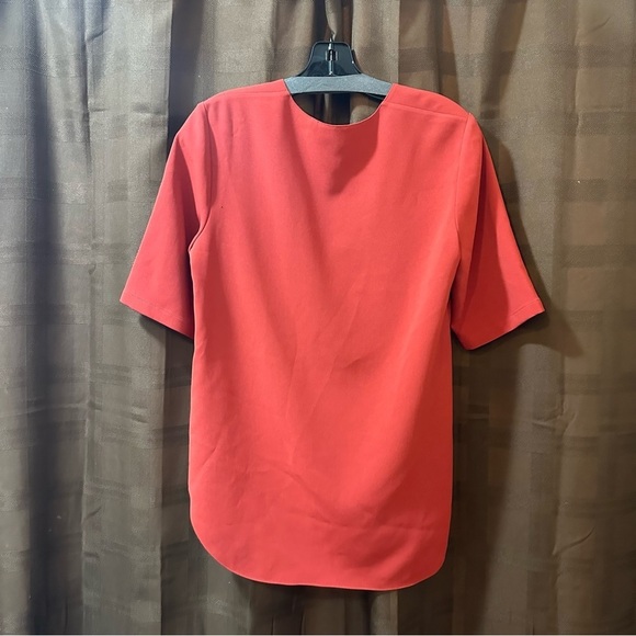 Theory Burnt Red Antazie Admiral Crepe Top S reg $265 Valentines! - Picture 3 of 8